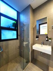 Senyum Residences (D14), Terrace #592292131